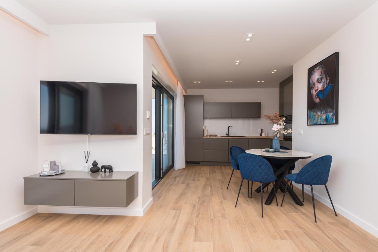 Luxury Adria Sea & City View Apartment Makarska Buitenkant foto