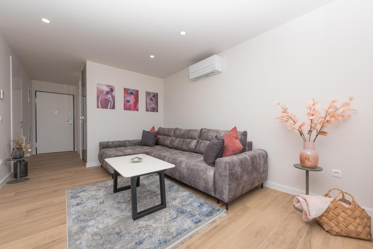 Luxury Adria Sea & City View Apartment Makarska Buitenkant foto