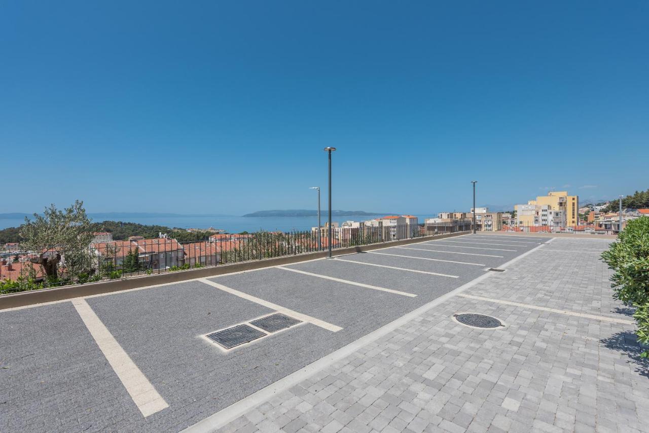 Luxury Adria Sea & City View Apartment Makarska Buitenkant foto