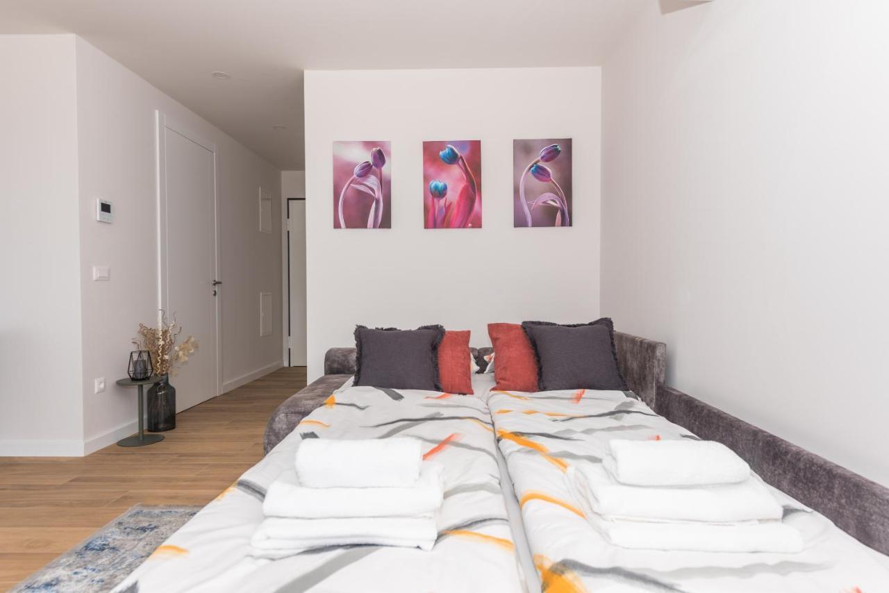 Luxury Adria Sea & City View Apartment Makarska Buitenkant foto
