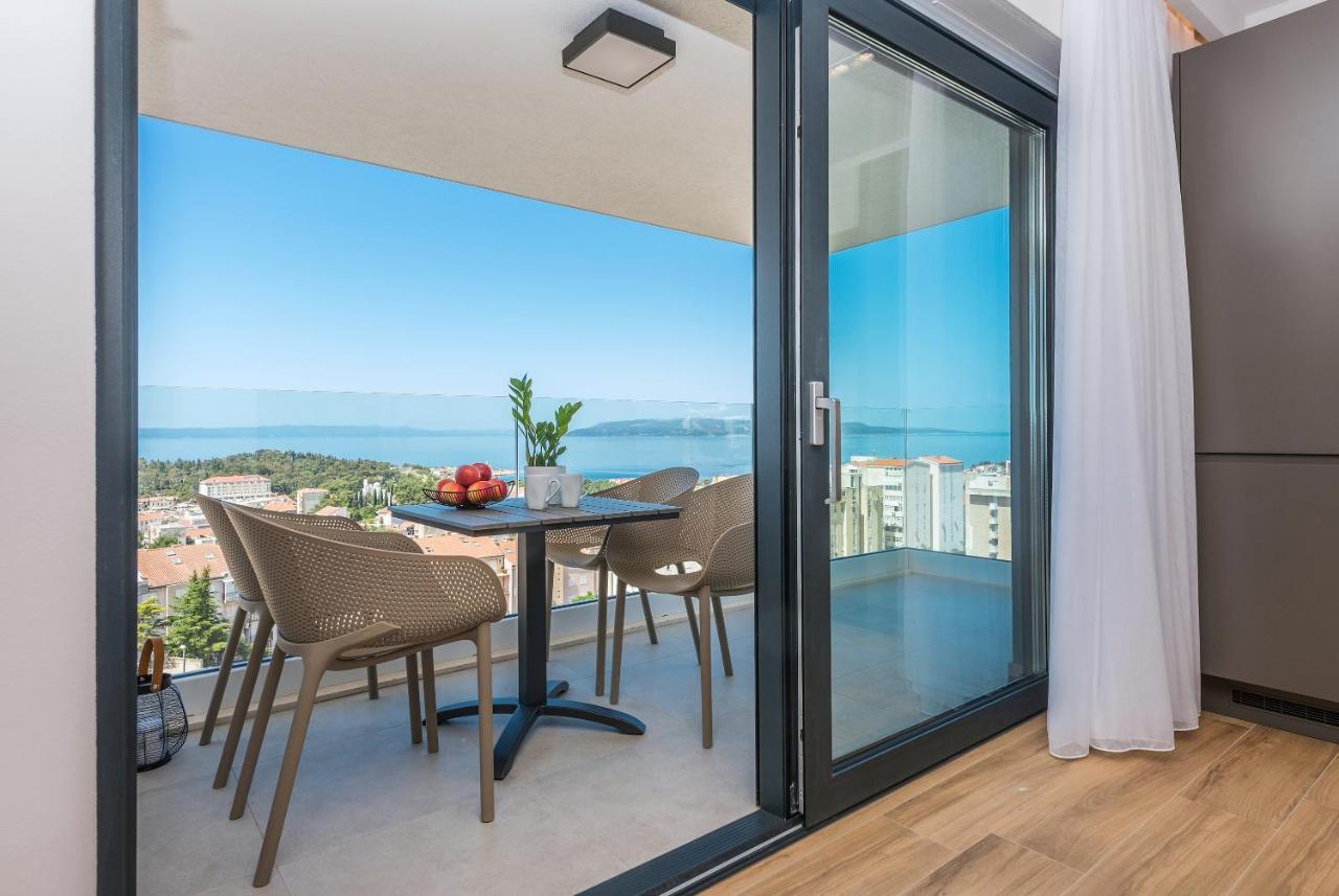 Luxury Adria Sea & City View Apartment Makarska Buitenkant foto